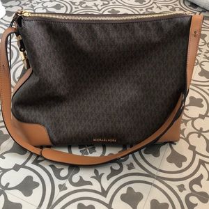 SOLD Gorgeous Michael Kors bag